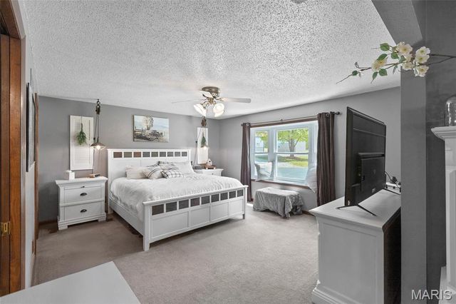 21069 Colony Church Road, Farmington, MO 63460