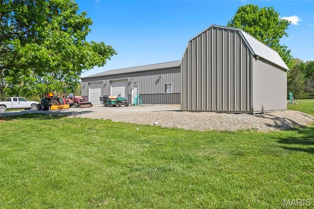 21069 Colony Church Road, Farmington, MO 63460