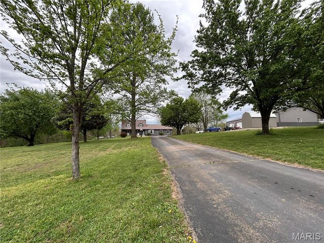 21069 Colony Church Road, Farmington, MO 63460