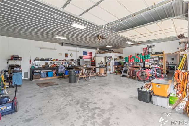 21069 Colony Church Road, Farmington, MO 63460