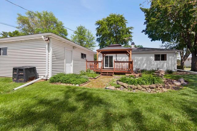 1000 DEERFIELD AVENUE, Menasha, WI 54952