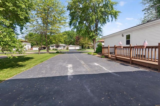 1000 DEERFIELD AVENUE, Menasha, WI 54952