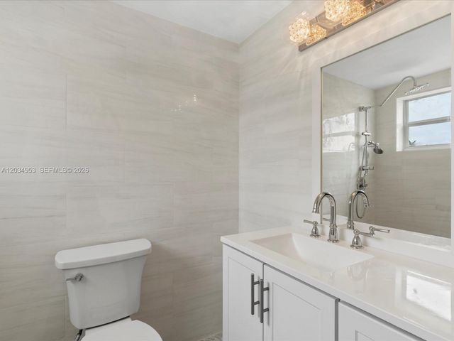 200 NE 12th Avenue 7C, Hallandale Beach, FL 33009