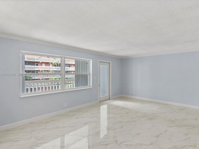 200 NE 12th Avenue 7C, Hallandale Beach, FL 33009