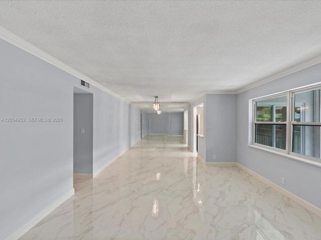 200 NE 12th Avenue 7C, Hallandale Beach, FL 33009