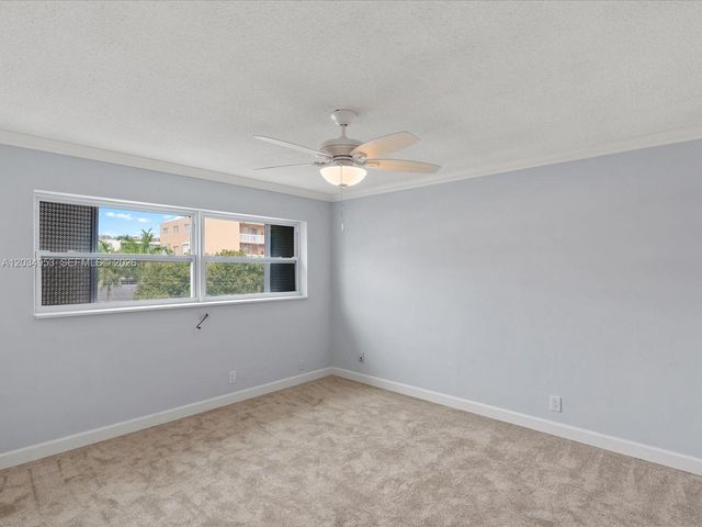 200 NE 12th Avenue 7C, Hallandale Beach, FL 33009