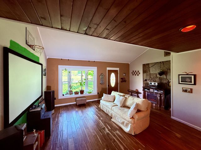 392 Hardbarger Rd, Monteagle, TN 37356