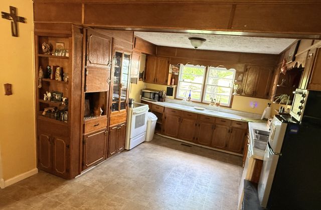 392 Hardbarger Rd, Monteagle, TN 37356