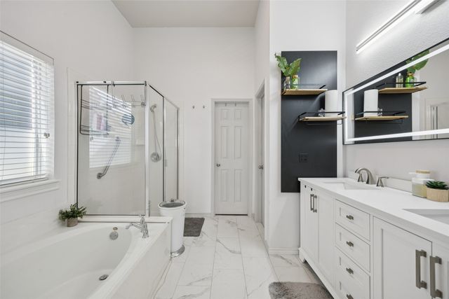 1404 Southern Pine Drive, Savannah, TX 76227