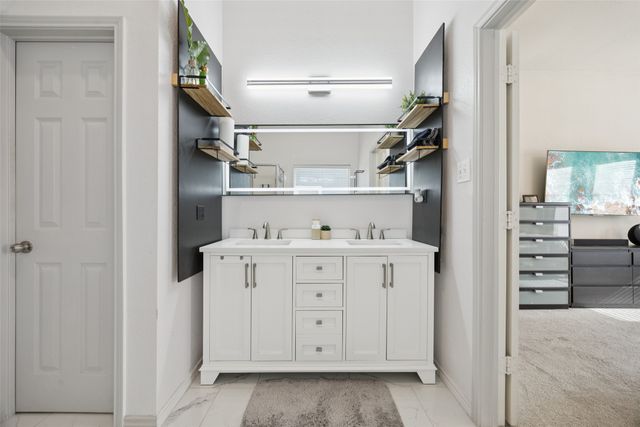 1404 Southern Pine Drive, Savannah, TX 76227