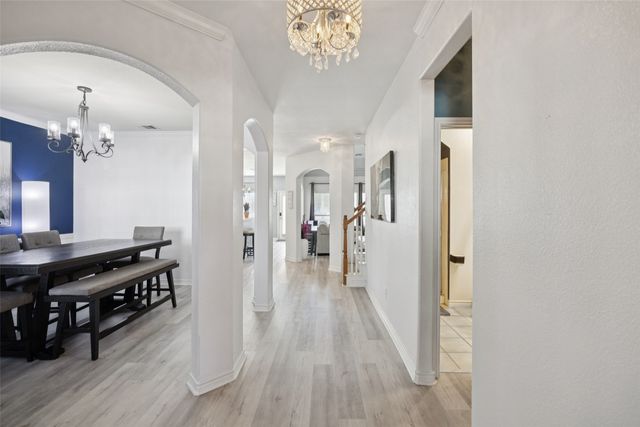 1404 Southern Pine Drive, Savannah, TX 76227