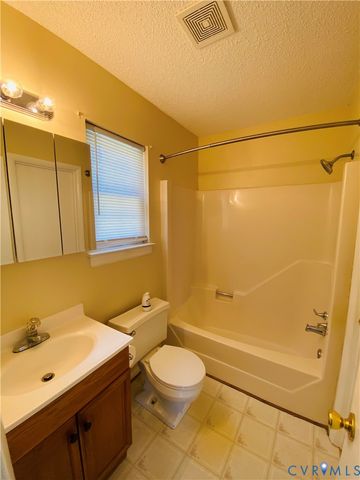 3408 Shady Creek Rd, North Chesterfield, VA 23234