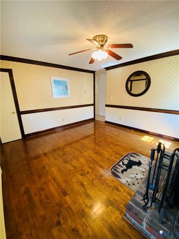 3408 Shady Creek Rd, North Chesterfield, VA 23234