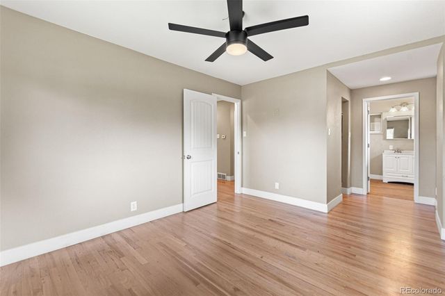 598 W Valleyview Avenue, Littleton, CO 80120