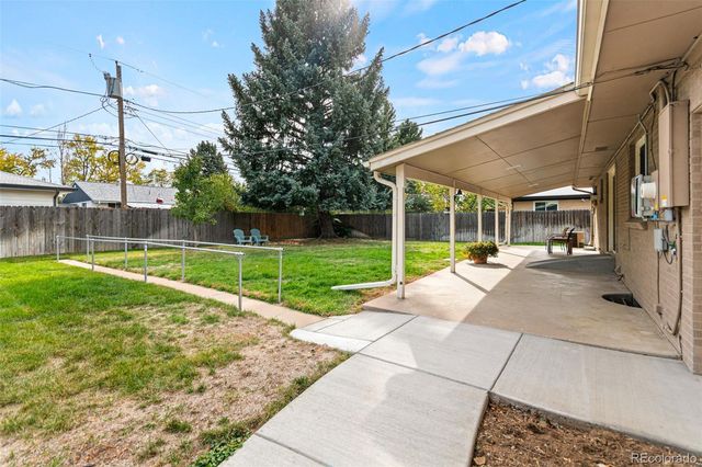 598 W Valleyview Avenue, Littleton, CO 80120