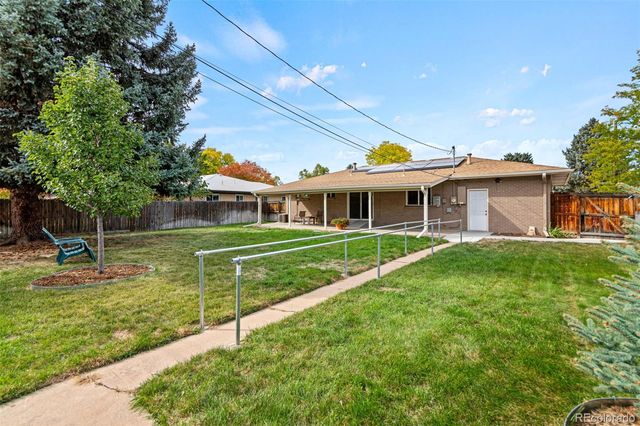598 W Valleyview Avenue, Littleton, CO 80120