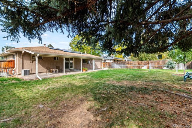 598 W Valleyview Avenue, Littleton, CO 80120