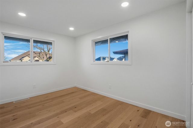 306 N Crestview Drive, Moses Lake, WA 98837