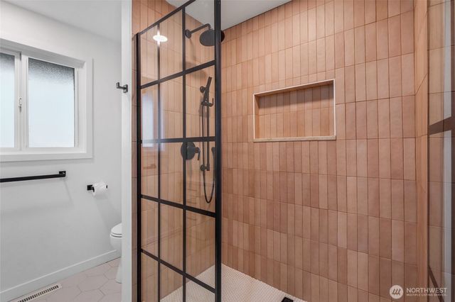 306 N Crestview Drive, Moses Lake, WA 98837