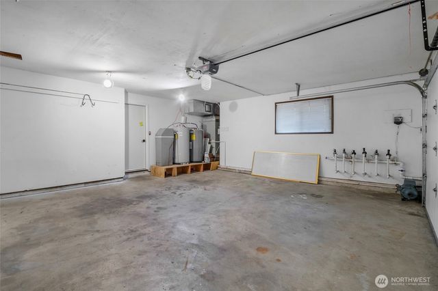 306 N Crestview Drive, Moses Lake, WA 98837