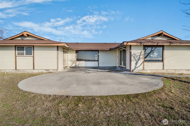 306 N Crestview Drive, Moses Lake, WA 98837
