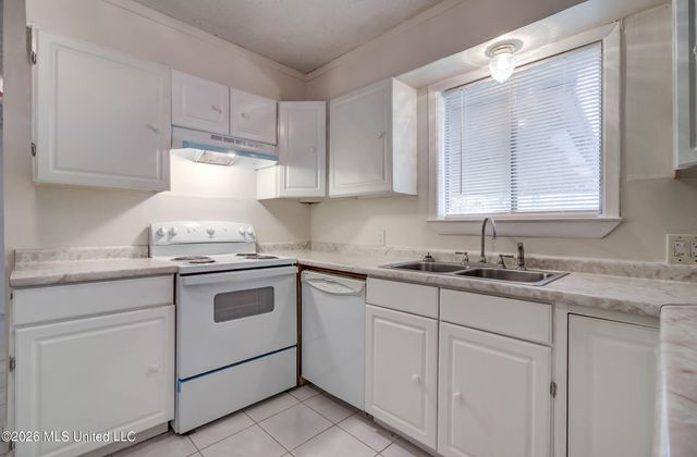 3 Nottingham Circle, Gulfport, MS 39503