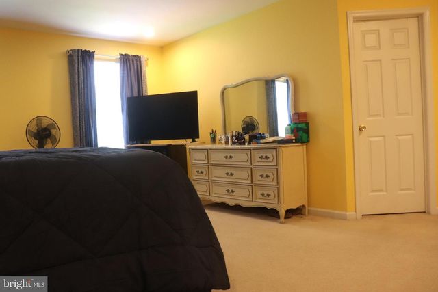 33 SUNBURST DR, Elkton, MD 21921