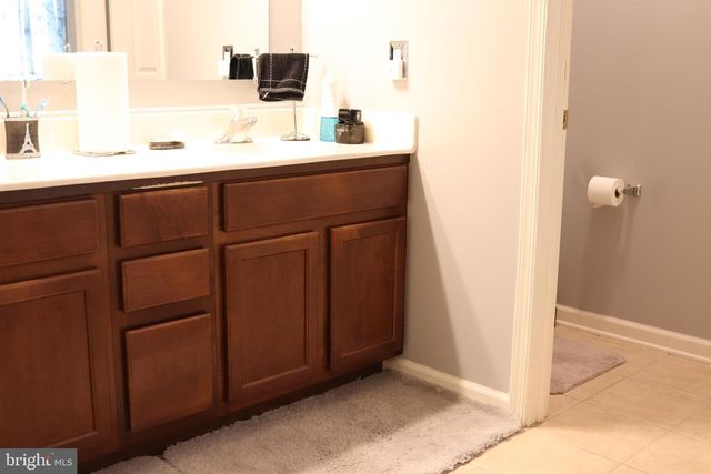 33 SUNBURST DR, Elkton, MD 21921