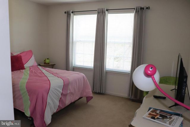 33 SUNBURST DR, Elkton, MD 21921