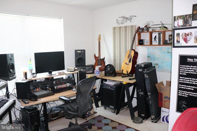 33 SUNBURST DR, Elkton, MD 21921