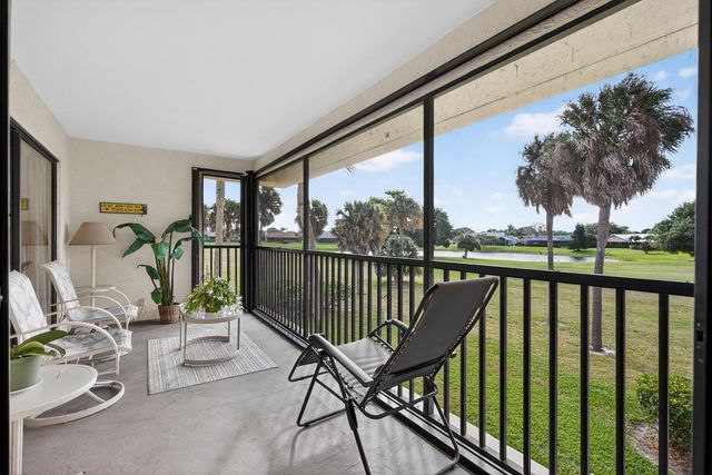 6940 SE Constitution Boulevard 201, Hobe Sound, FL 33455