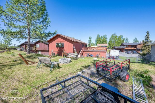 8280 E 20th Avenue, Anchorage, AK 99504