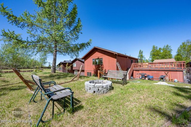 8280 E 20th Avenue, Anchorage, AK 99504