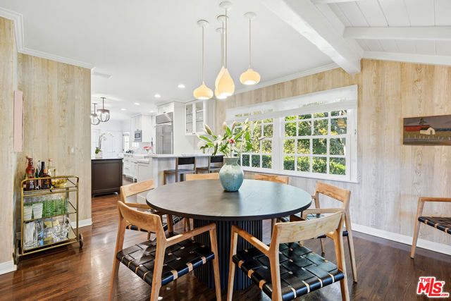 11532 Thurston Circle, Los Angeles, CA 90049