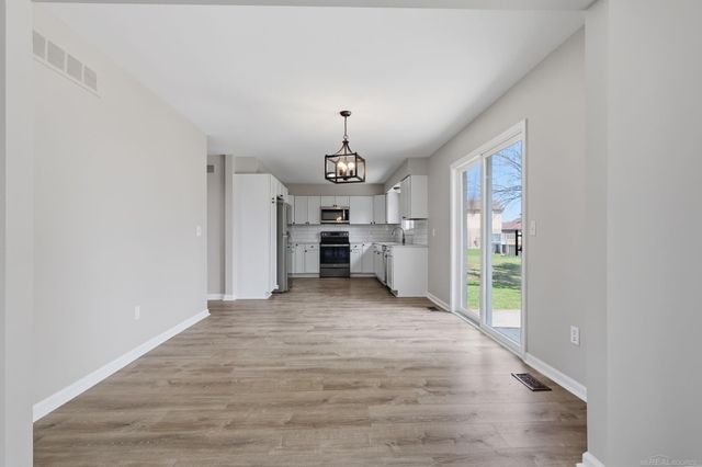 53698 Cranston Drive, Macomb Twp, MI 48042