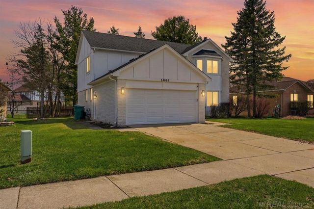 53698 Cranston Drive, Macomb Twp, MI 48042