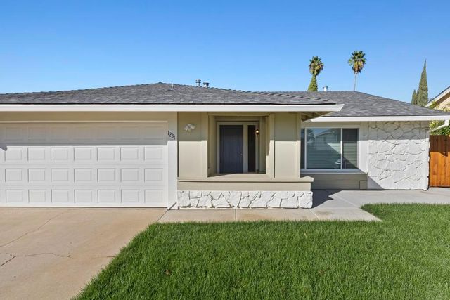 1231 Johnson Ave, Marysville, CA 95901