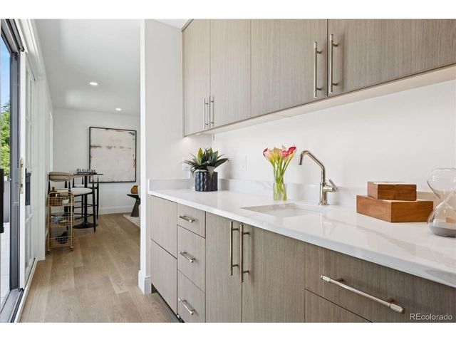 3330 E 4th Ave, Denver, CO 80206