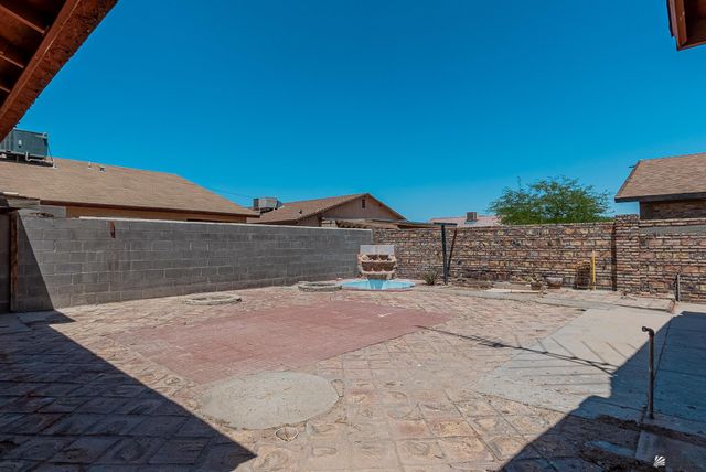 1612 E Constitution St, San Luis, AZ 85349