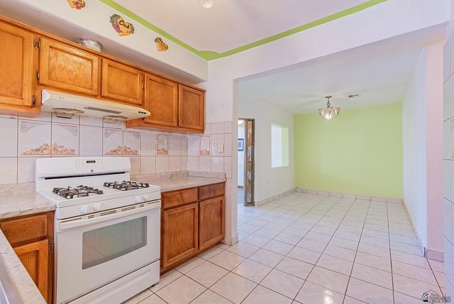 1612 E Constitution St, San Luis, AZ 85349