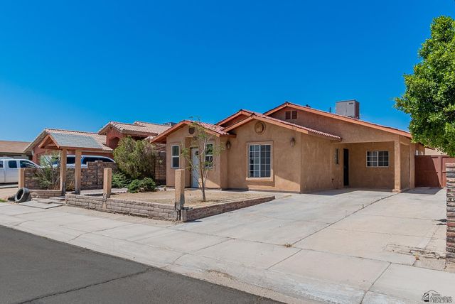 1612 E Constitution St, San Luis, AZ 85349