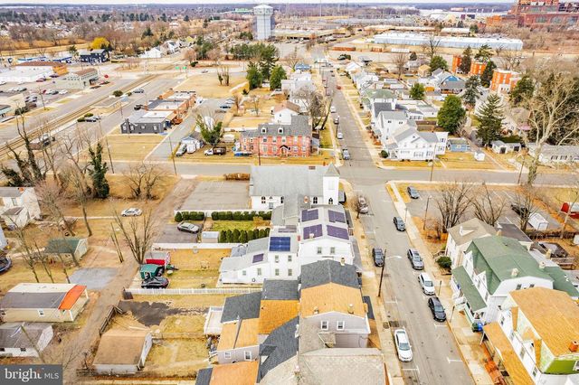 244 CONOVER ST, Burlington, NJ 08016