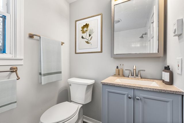 30 Barquentine Dr, Plymouth, MA 02360