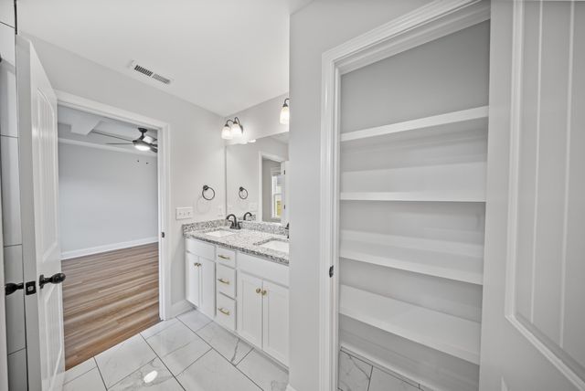 248 Fieldstone Ln, Springfield, TN 37172