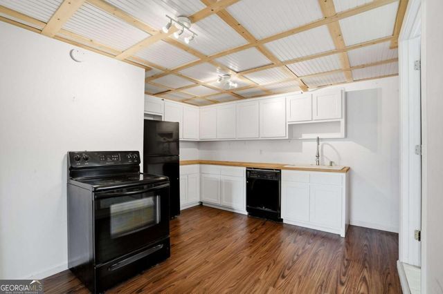 298 J W Nix Road, Dahlonega, GA 30533