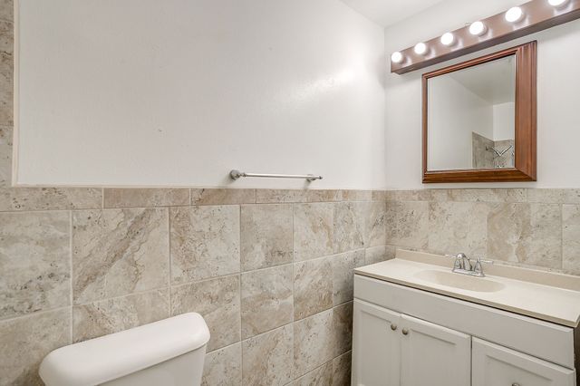 1911 Joslin Street, Cleburne, TX 76033