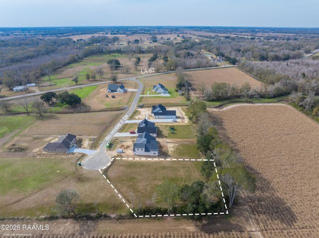 5302 Belvedere East Drive, Youngsville, LA 70592