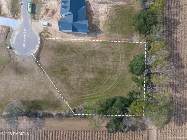 5302 Belvedere East Drive, Youngsville, LA 70592