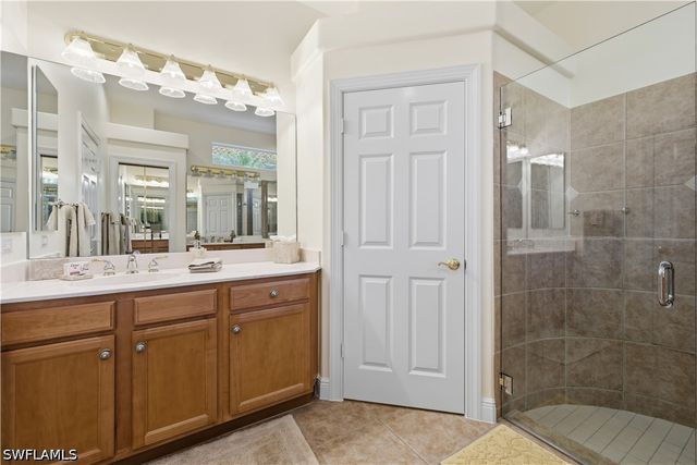 9235 Troon Lakes DR, Naples, FL 34109