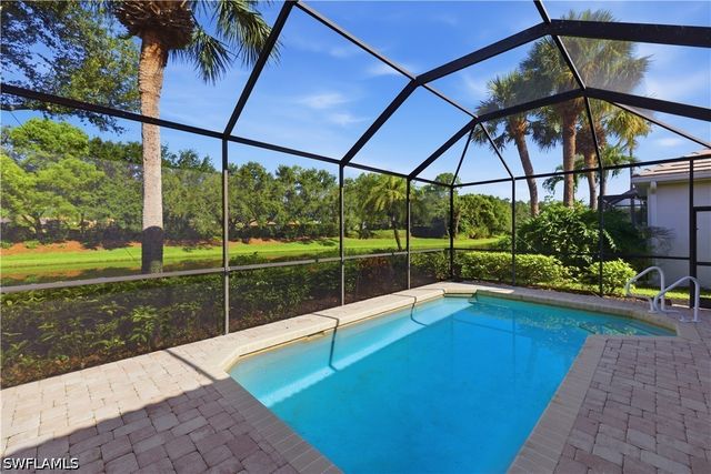 9235 Troon Lakes DR, Naples, FL 34109